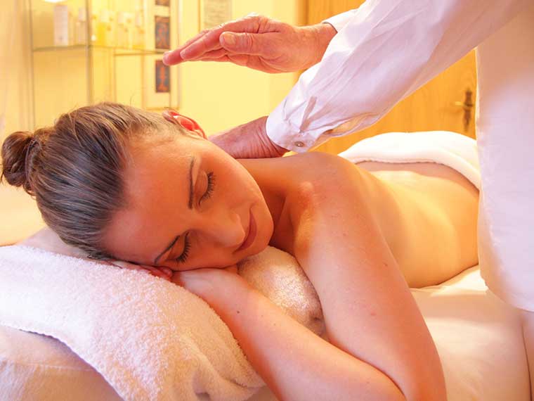 wellness-massage-relax-sm